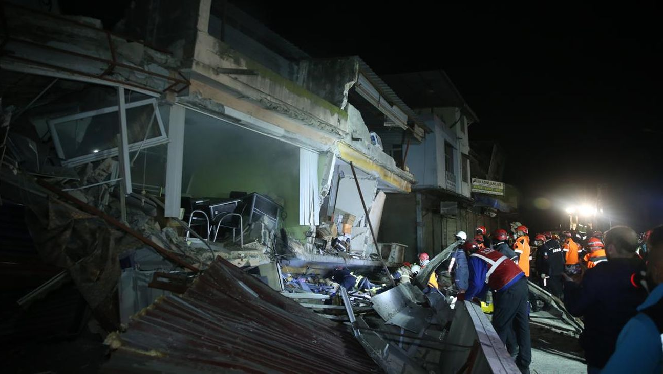 Jarak dan Waktu Tak Mampu Menghalangi, Yuk Kirimkan KePedoolian untuk Gempa Turki